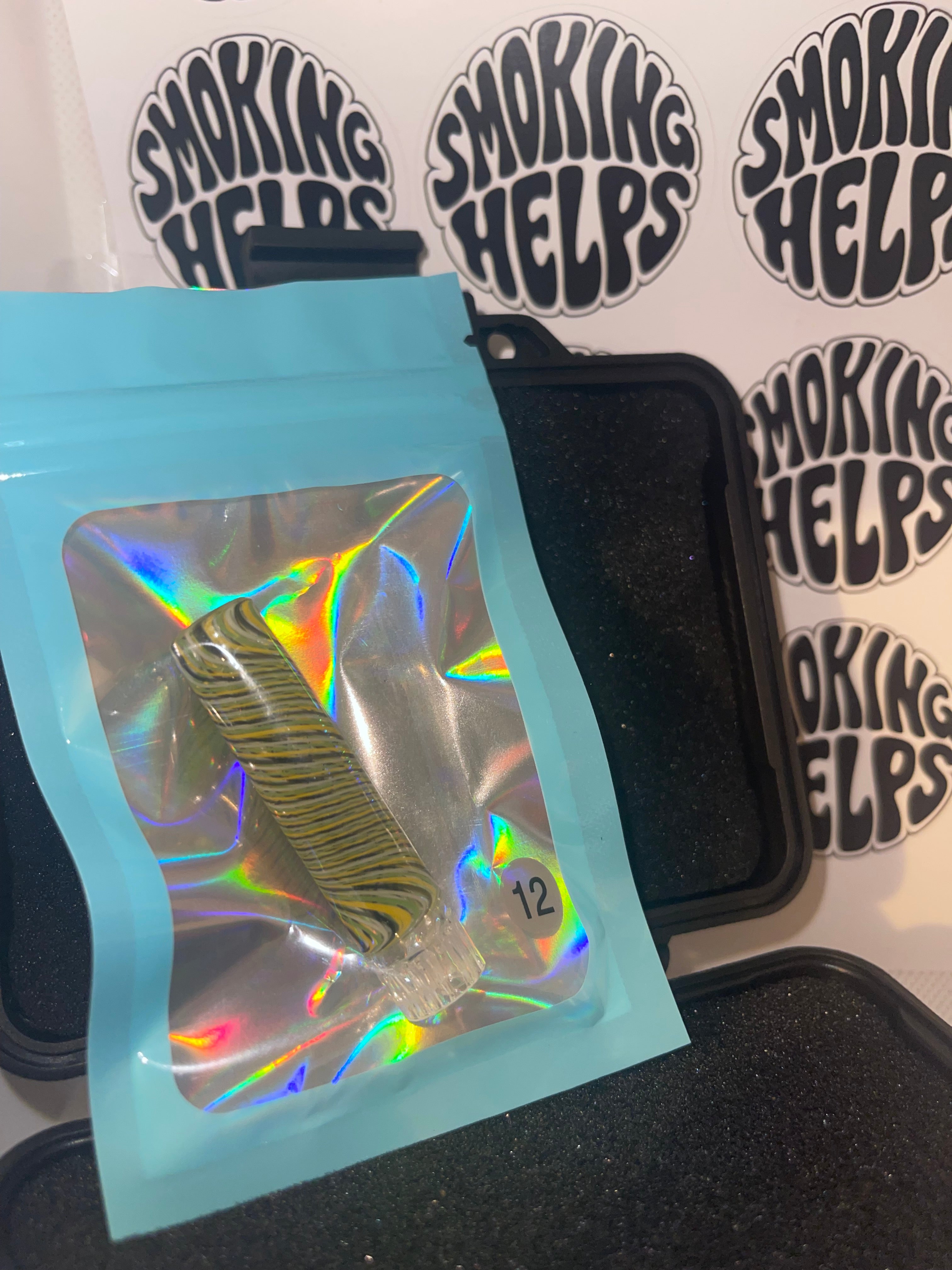 Sabai Glass Tip Light Green and Yellow Wave Rettichello Pattern