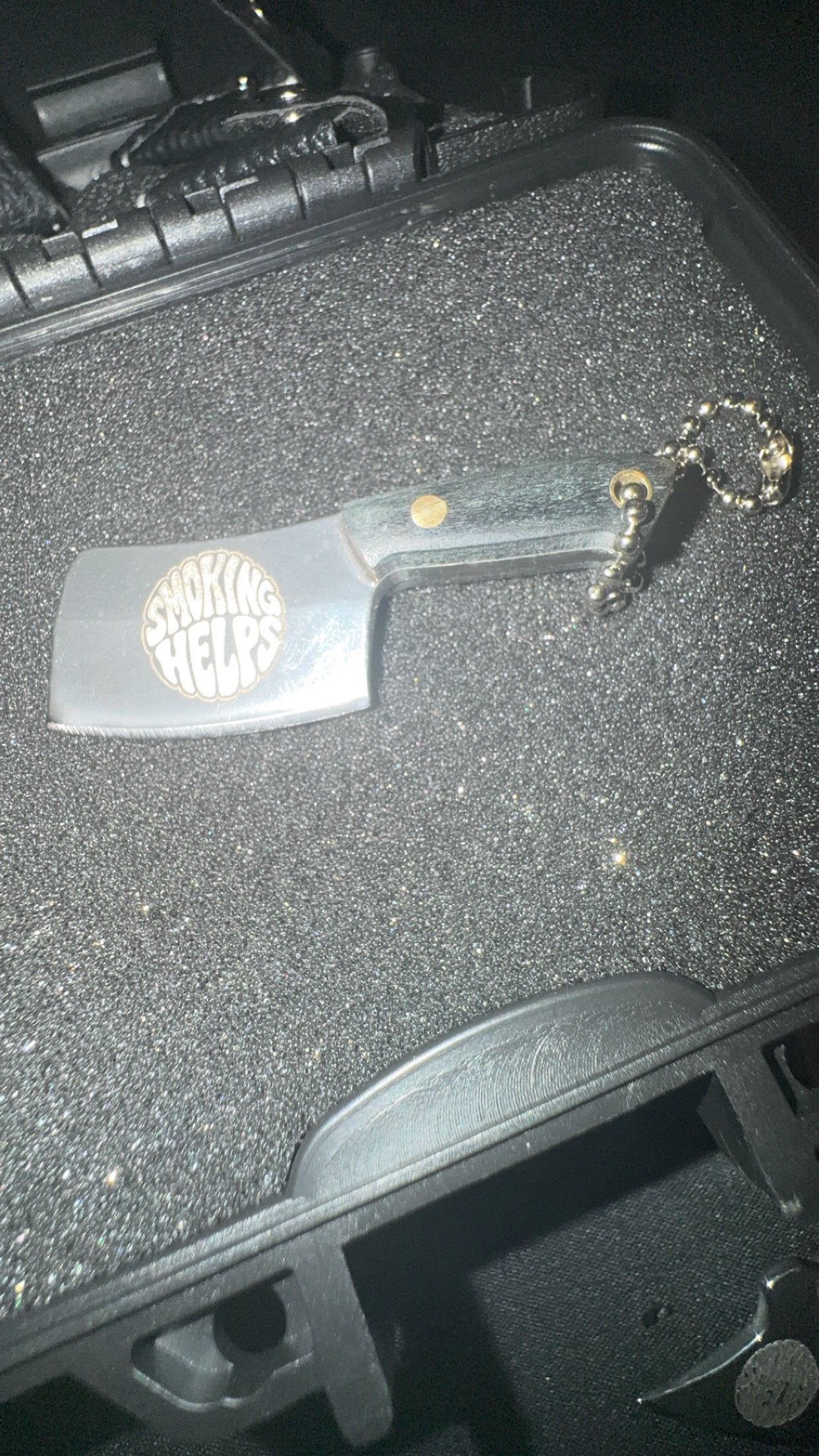 Smoking Helps Hash Knife