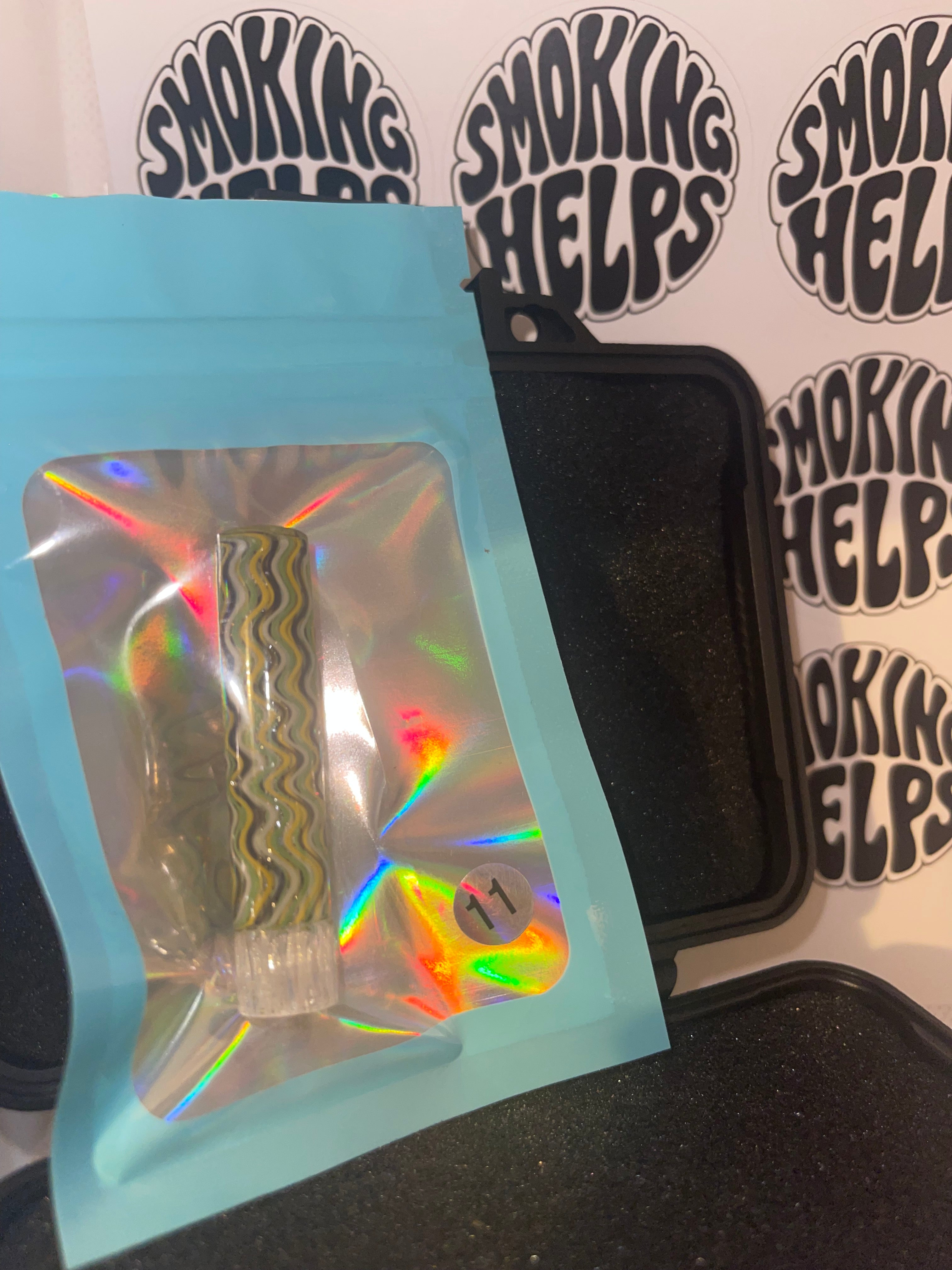 Sabai Glass Tip Light Green and Yellow Wave Rettichello Pattern
