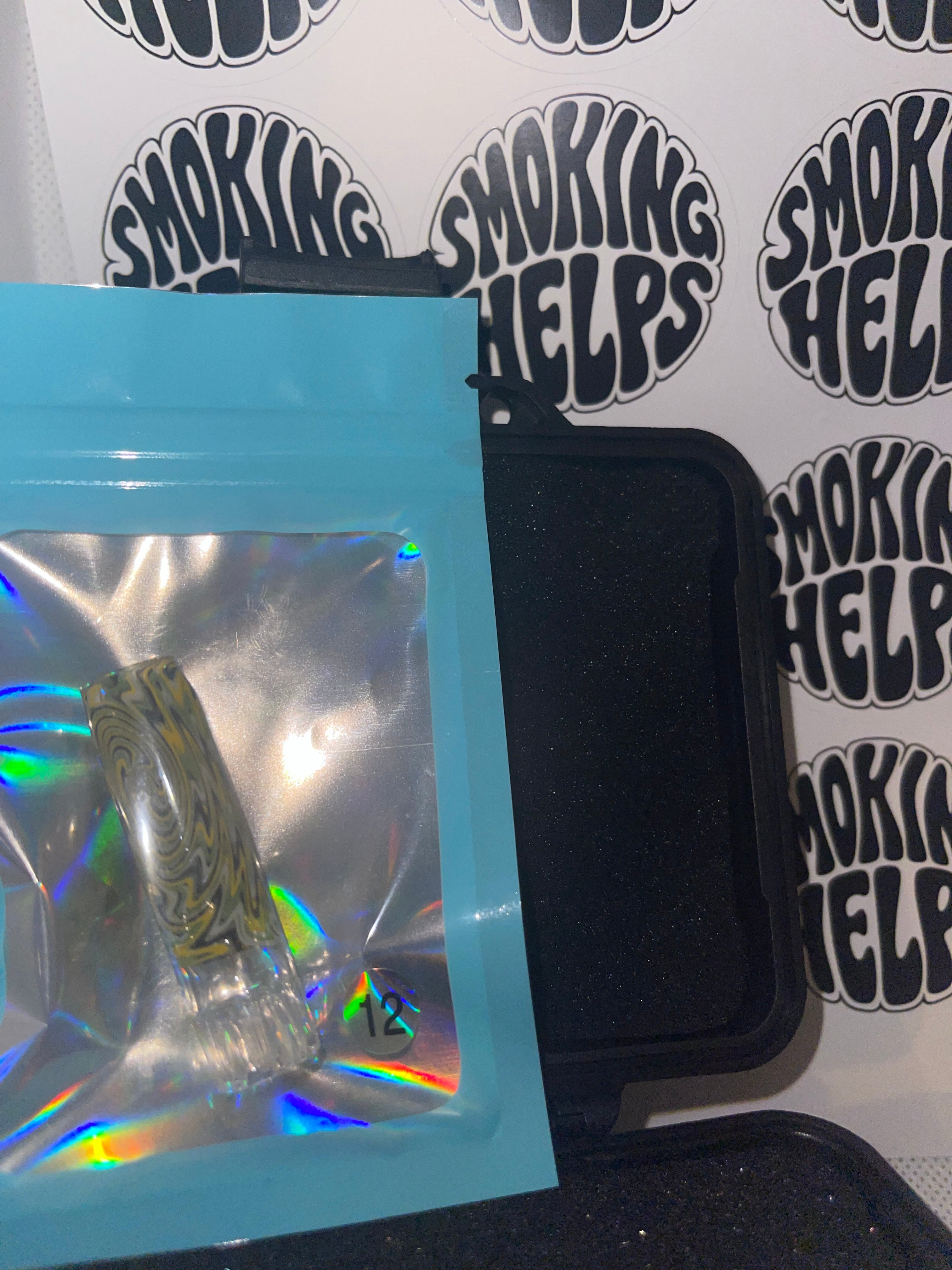 Sabai Glass Tip Light Green and Yellow Wave Rettichello Pattern