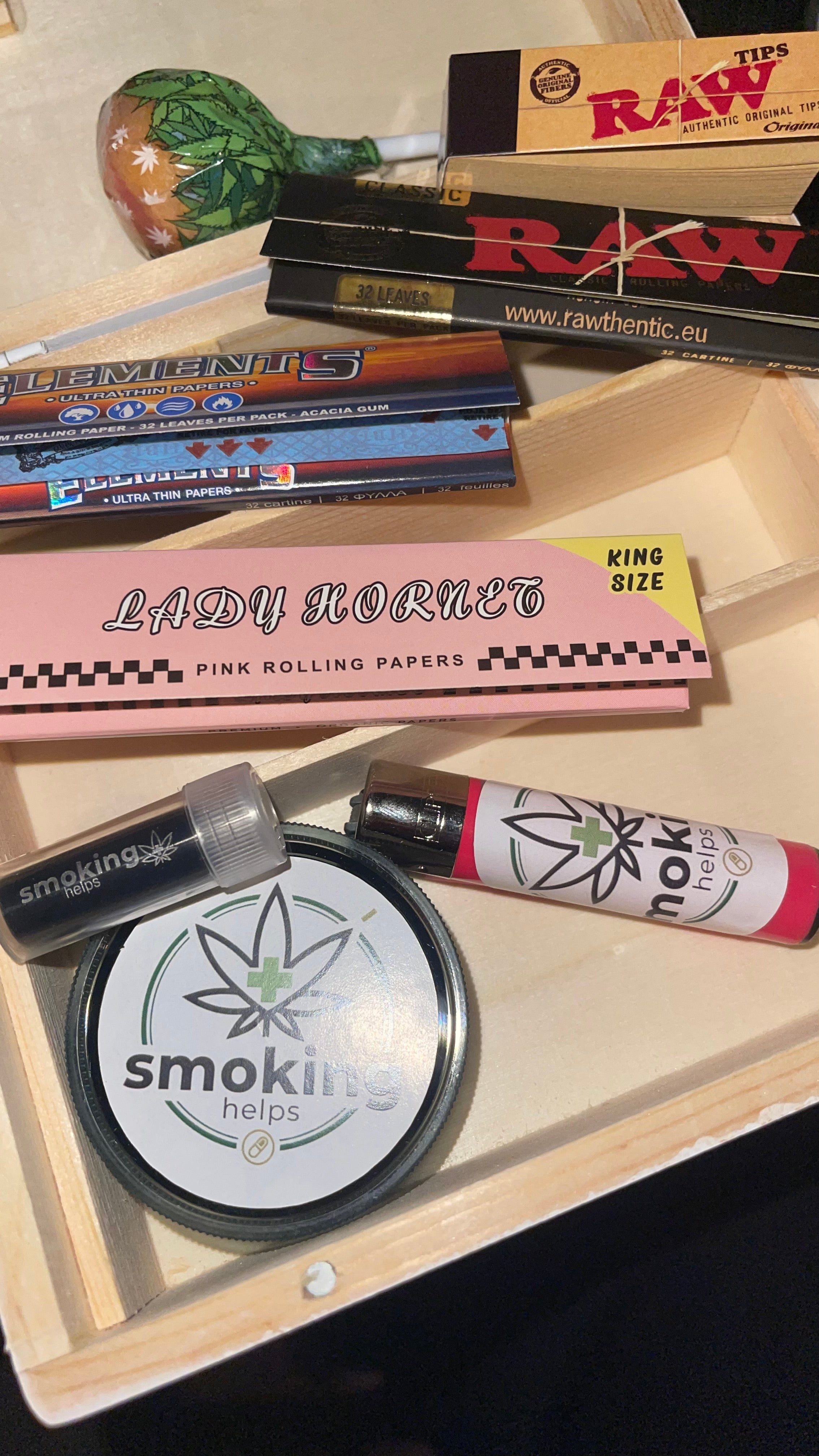 Smoking Helps Starter Kit With Glass Tip