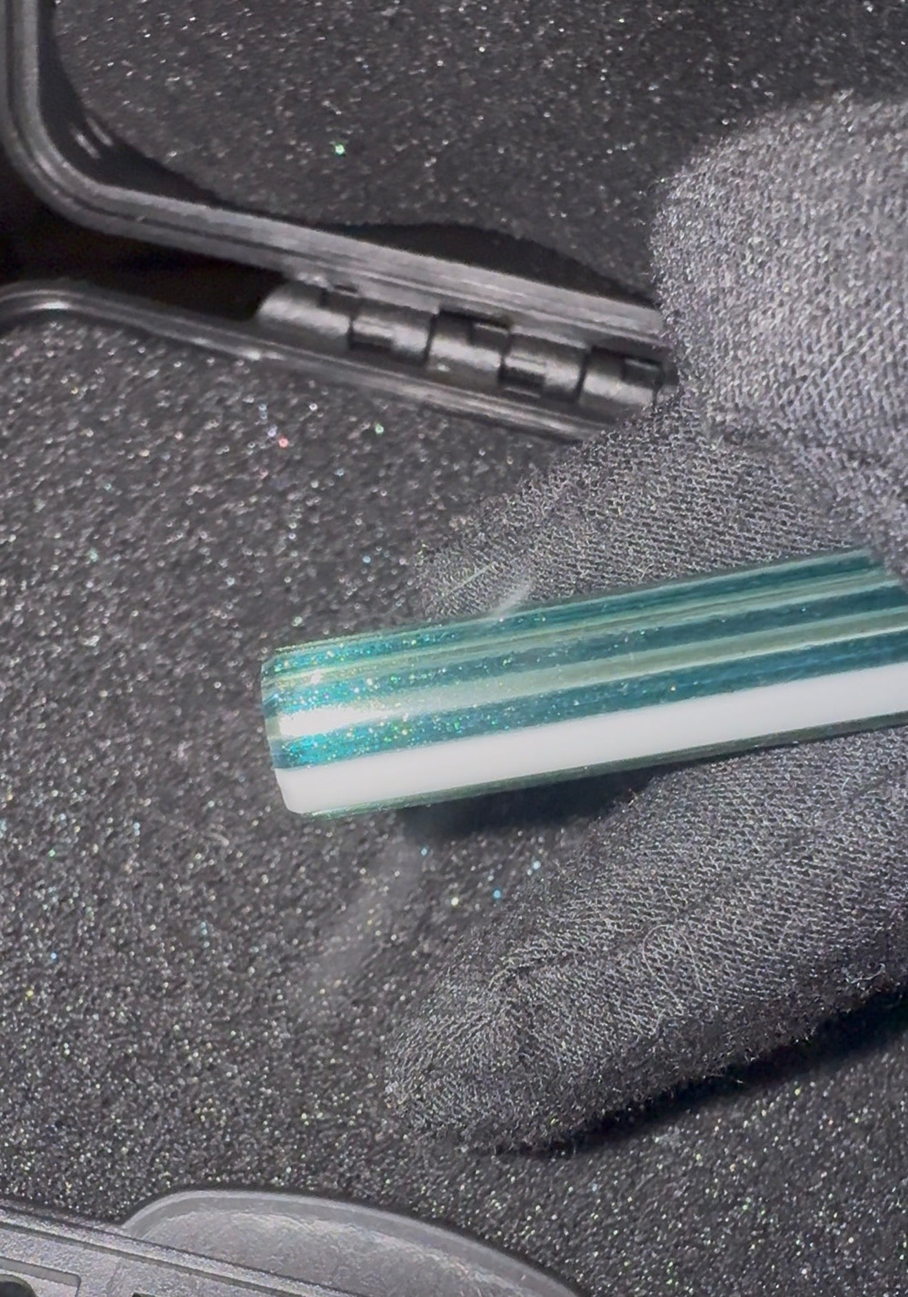 Sabai Glass Tip Ovals- Teal, White, Black